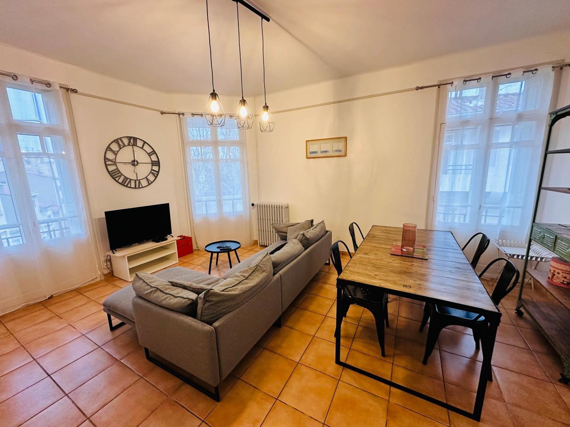 Appartement Lumineux Et Spacieux 2 Chambres Avec Parking Gratuit Dans La Rue Perpignan Eksteriør bilde